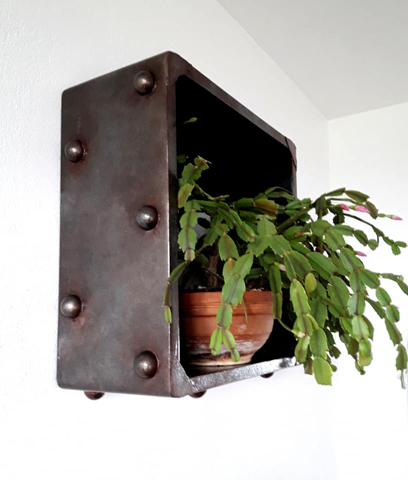 Étagère murale carré style industriel      https://www.facebook.com/seldembrun/